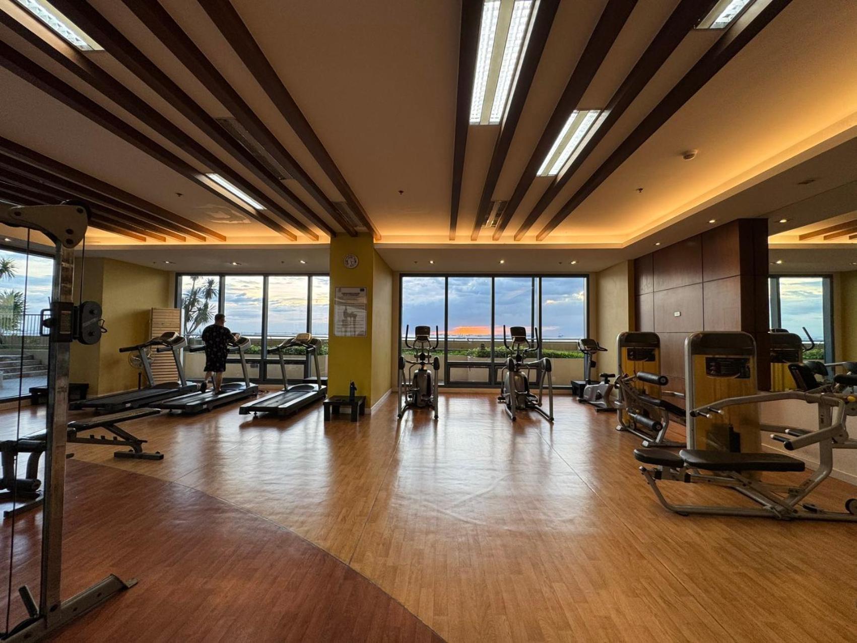 Grand Riviera Suites Manila Luaran gambar